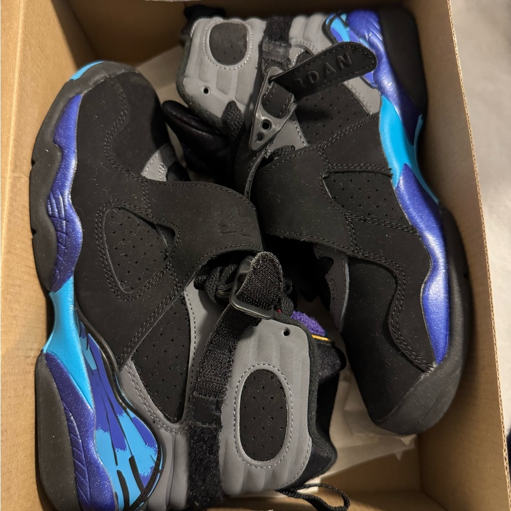 Air Jordan Aqua 8’s